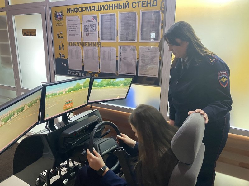 В Подмосковье сотрудники Госавтоинспекции проводят проект «МЫ и дорога» о безопасности дорожного движения